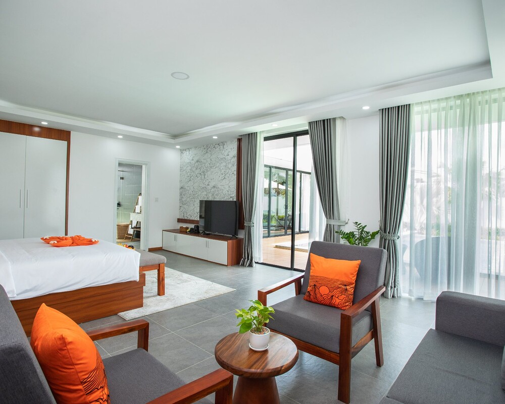 Paddy Suite